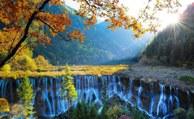 四川景點排行榜前十名，四川旅游必去十大景點推薦