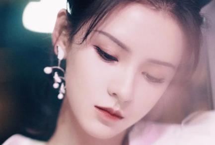 心屬一人的網(wǎng)名，心里牽掛一個(gè)人的網(wǎng)名